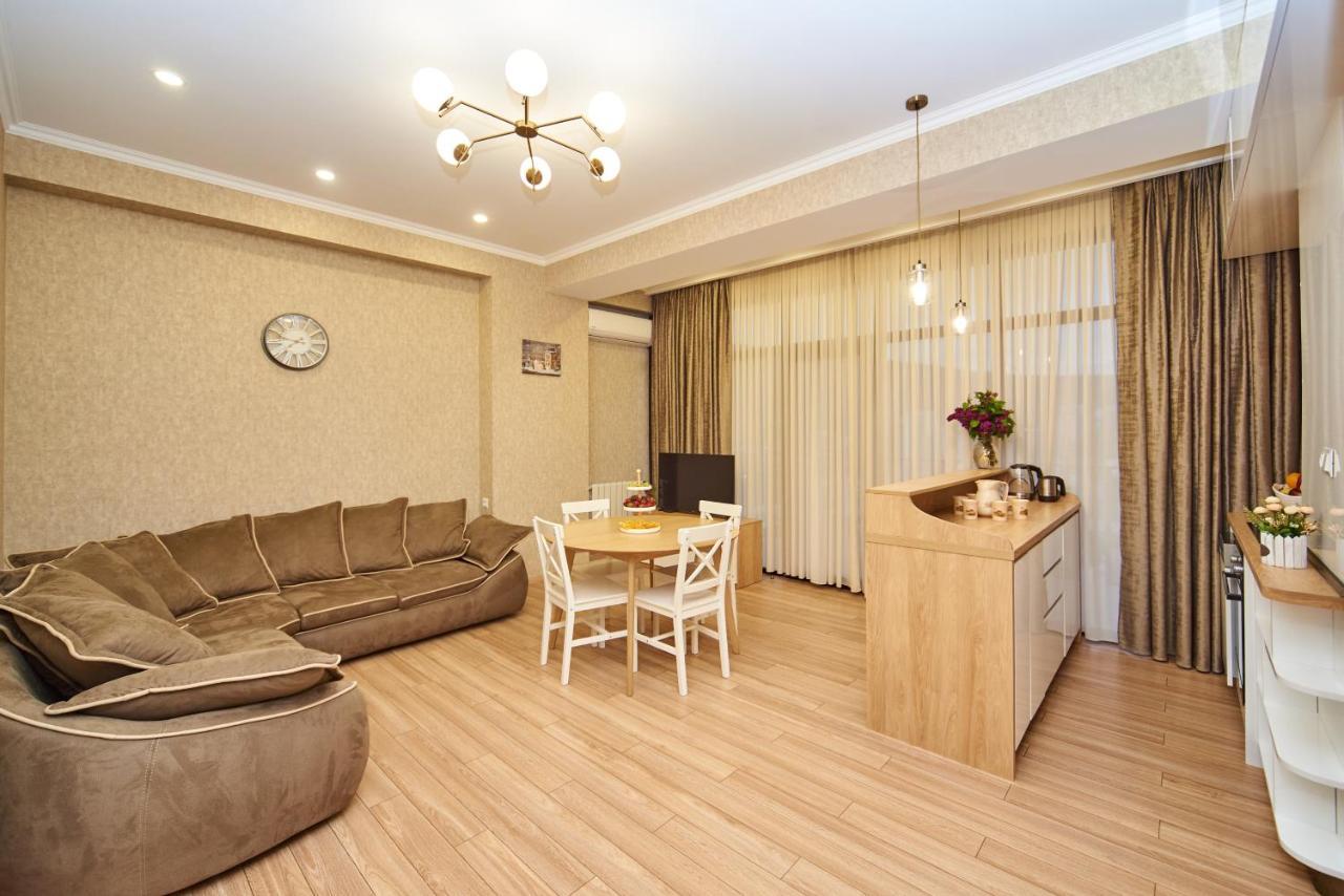 Apartment By The River تبليسي المظهر الخارجي الصورة